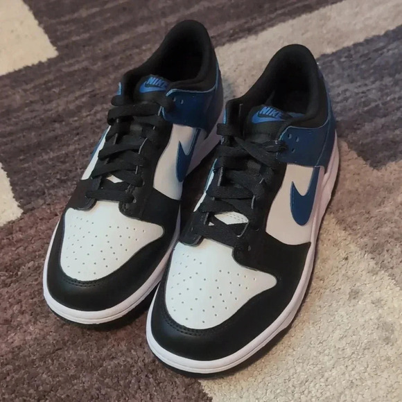 Nike Dunk Low GS - Picture 1 of 7